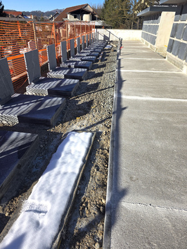 Žarni zid pokopališče Rakek Foto Marko Rupar (5)